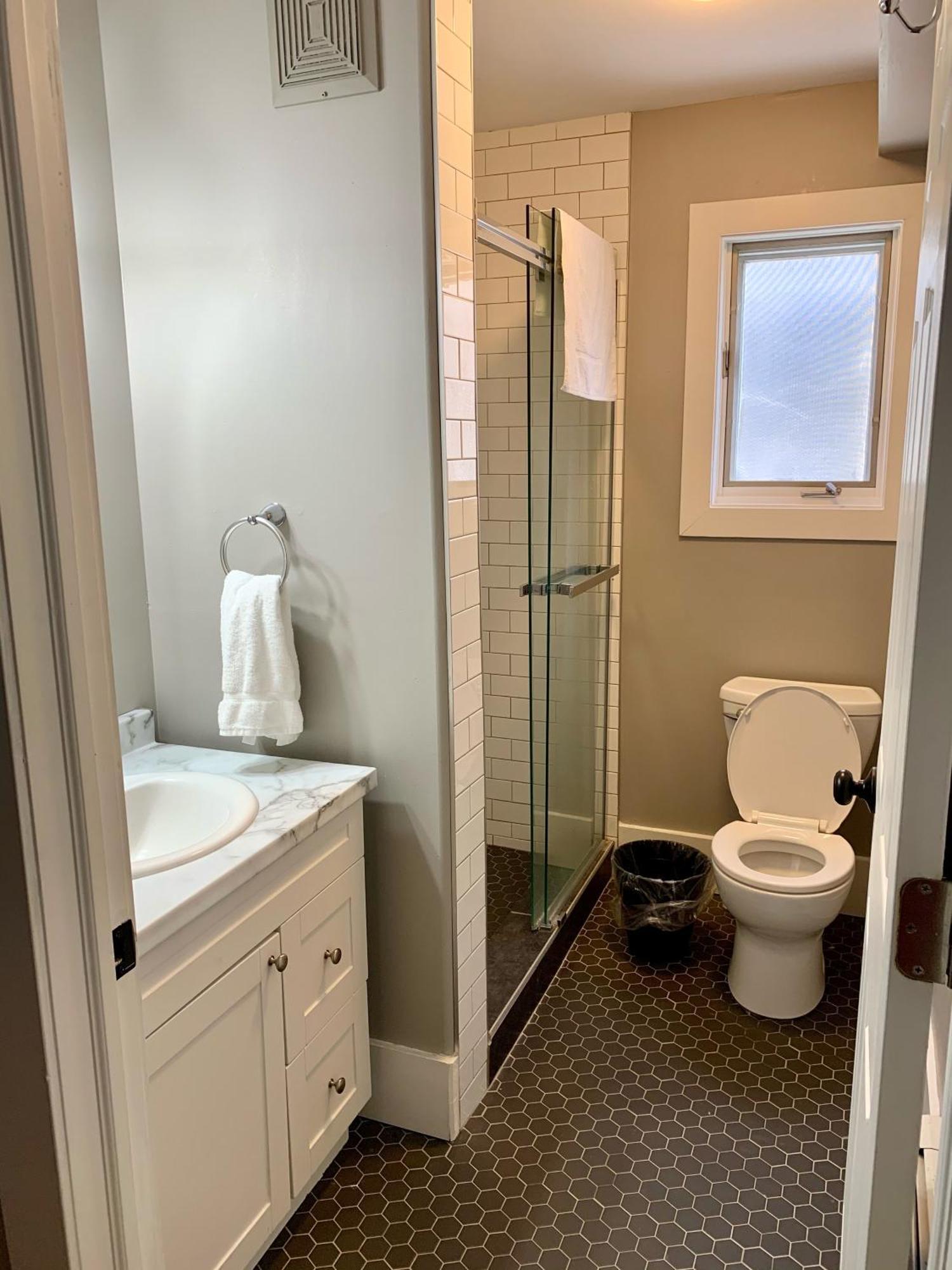 Fairholm Boutique Inns Charlottetown Room photo