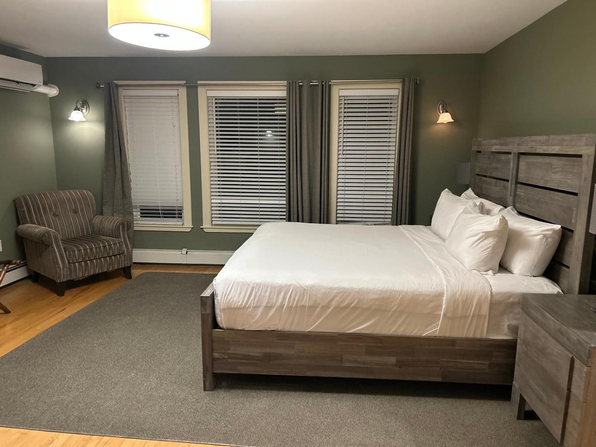 Fairholm Boutique Inns Charlottetown Room photo